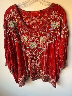 Johnny Was Red Embroidered Floral Tunic size S